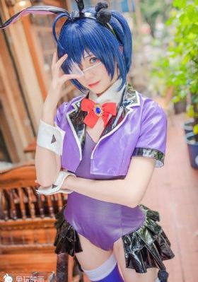 年轻女朋友